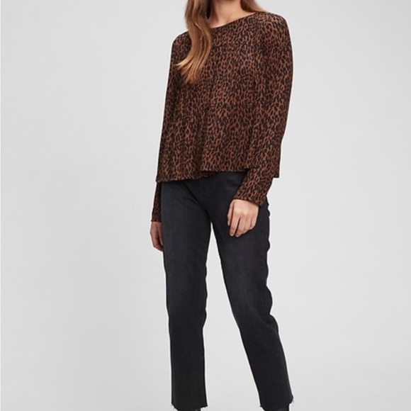 NWT Gap Tiered Top Cheetah print size L - Picture 1 of 5